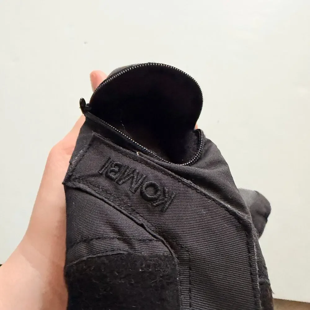 Kombi Mittens Black Size Medium (3-5 years) Zipper Pocket
